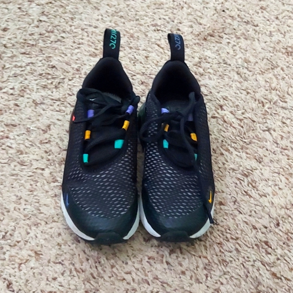 Nike Air Max 270 (Black / Flash Crimson) size 11c